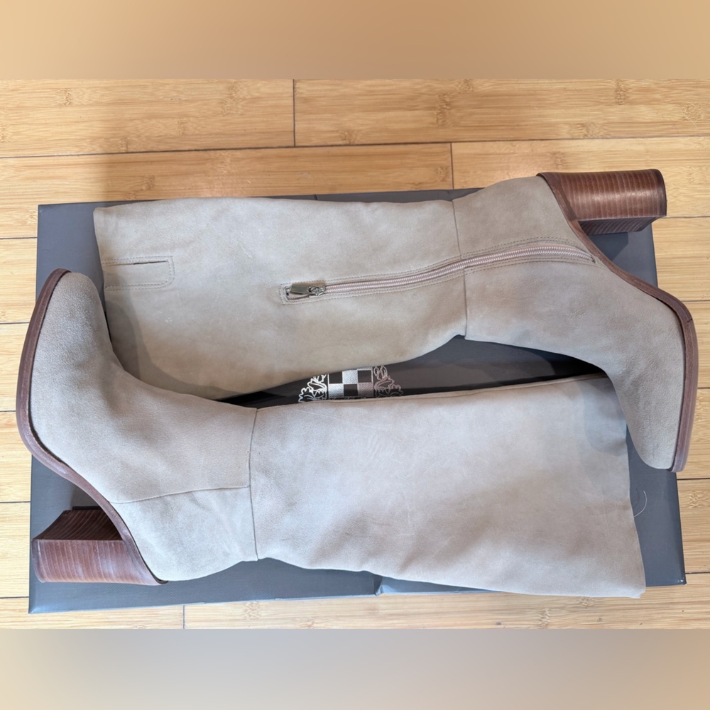 Vince Camuto VC-Parnela High Suede Knee High Boot Size 8.5 Color Tortilla - Picture 12 of 15